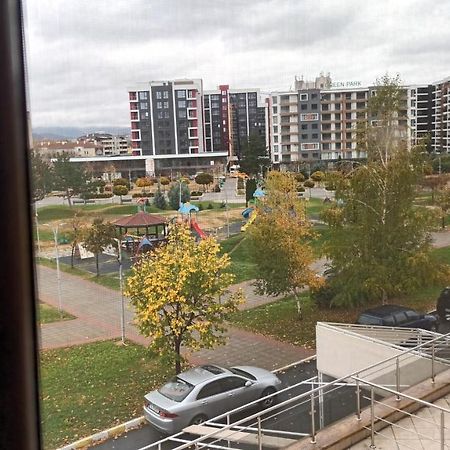 Стая За Гости Пентагона Kŭrdzhali Dış mekan fotoğraf